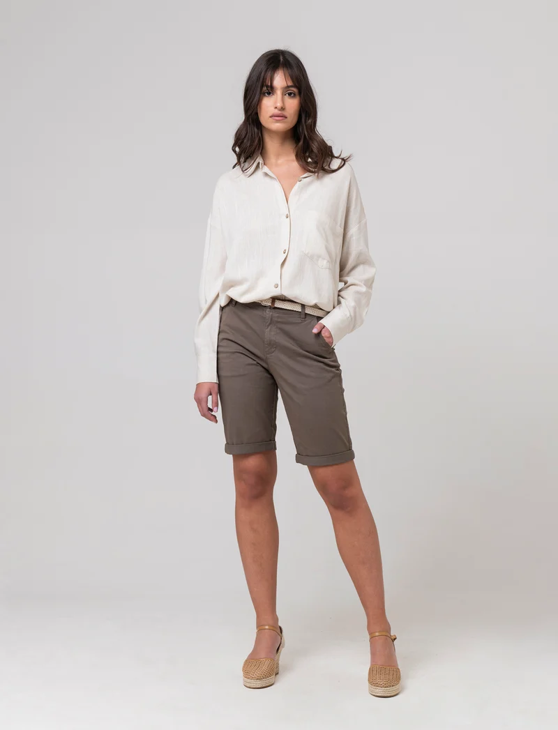Camicia con bottoni al fondo da donna - Beige corda