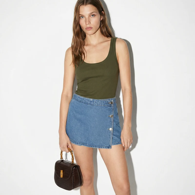Short in cotone asimmetrico con tasche - Denim