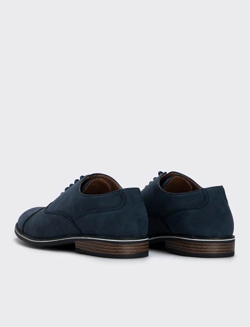 Scarpa stringata blu con suola a contrasto - Blu
