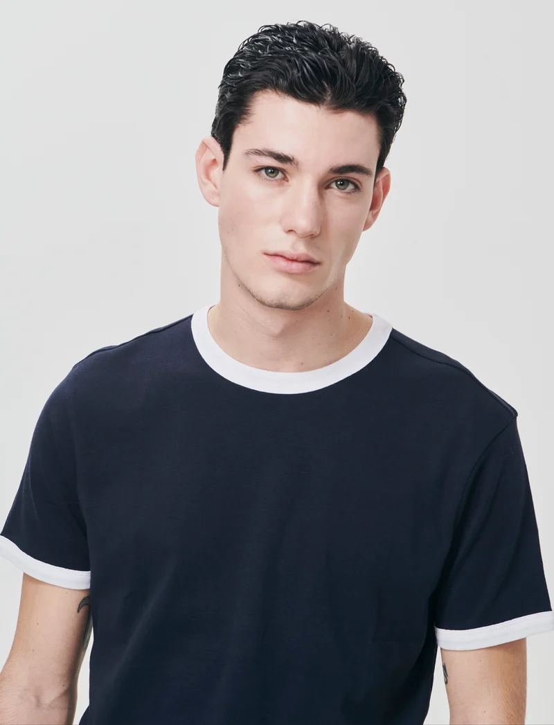 T-shirt a coste con contrasti eleganti - Blu