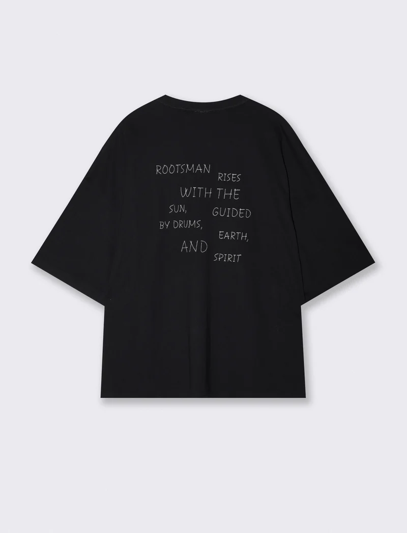 T-shirt boxy fit con stampe e ricami - Nero