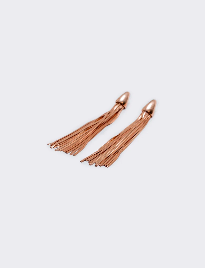 Orecchini lunghi con fili eleganti - Oro rosa