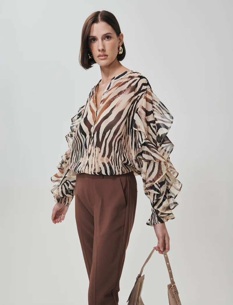 Blusa con rouches e scollo a V - var 2