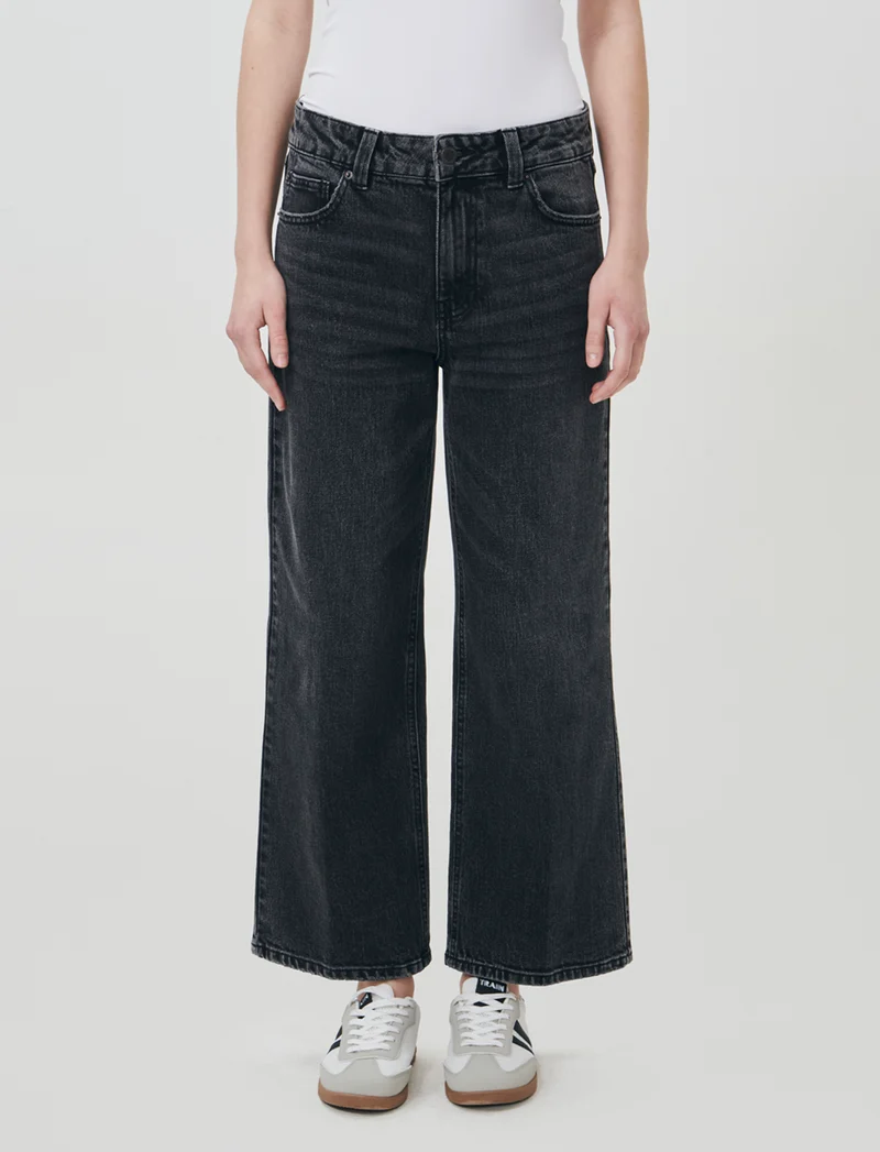 Jeans Gamba Dritta Lunghezza Caviglia - Nero