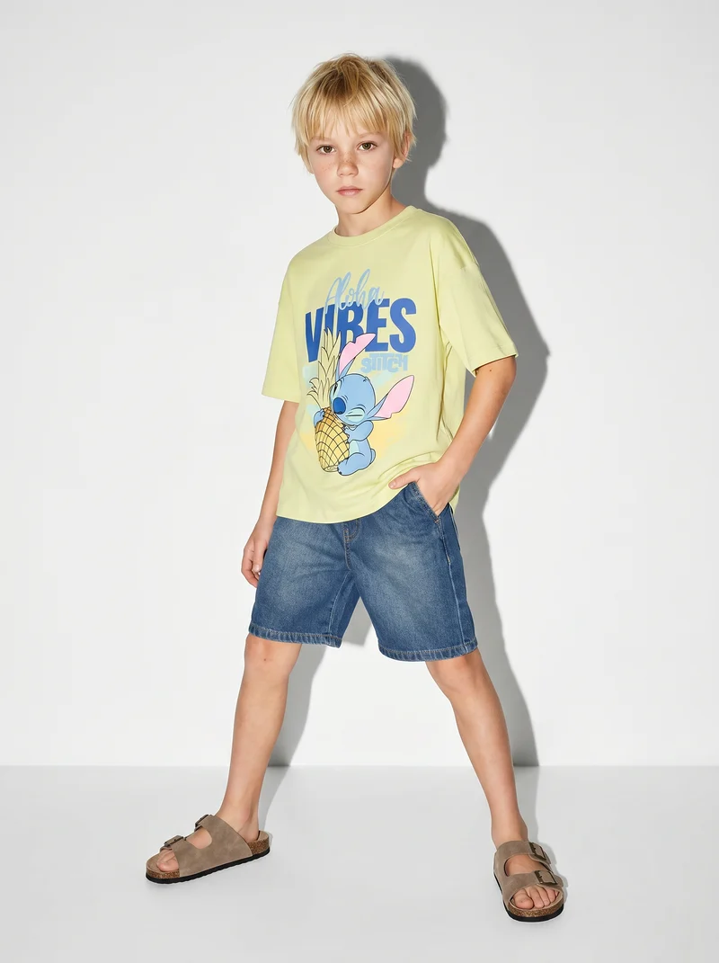 T-shirt Stich: divertente e versatile - Verde