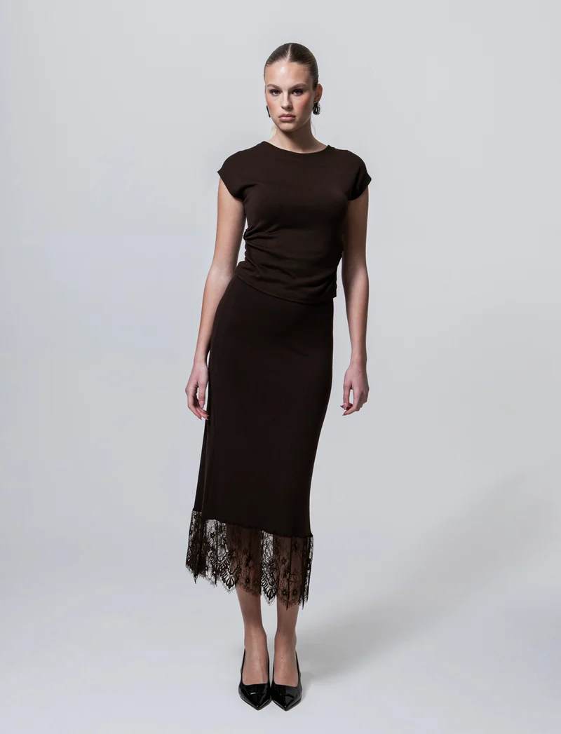 Gonna lunga in maglia con pizzo al fondo - Moro