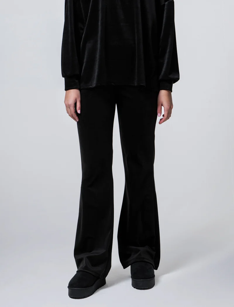 Pantalone in ciniglia con elastico in vita - Nero
