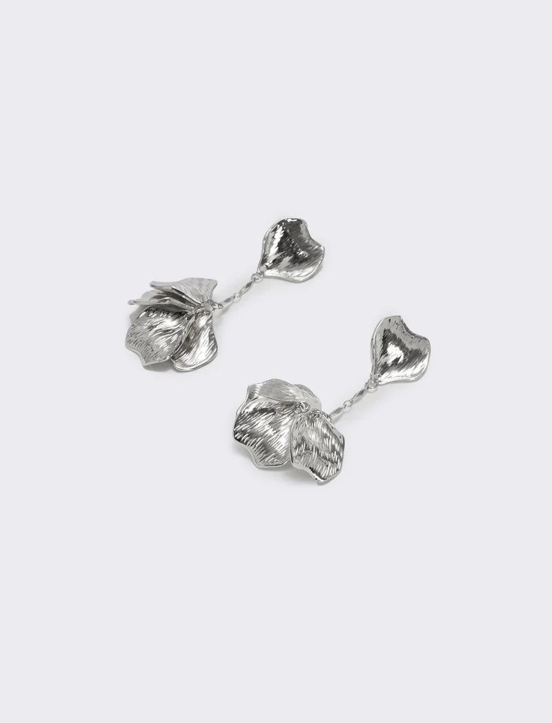 Orecchini pendenti a forma di petali - Argento