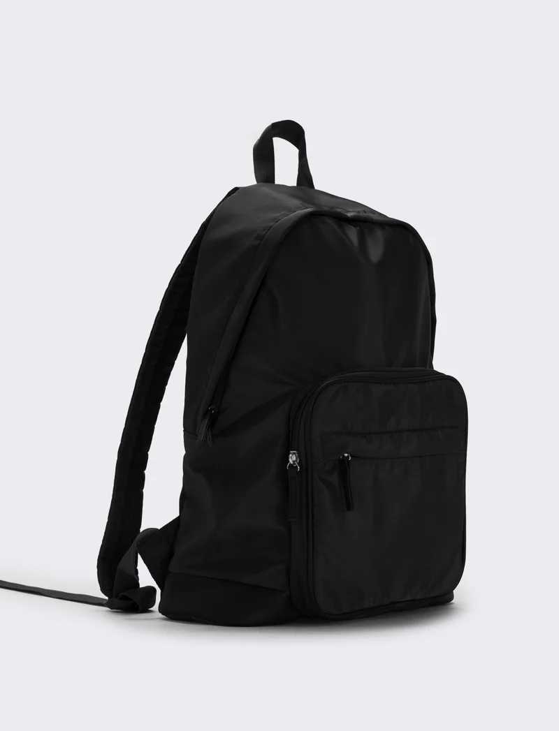 Zaino nylon tre tasche versatile e pratico - Nero