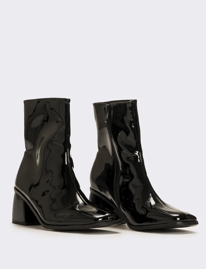 Tronchetto da donna con tacco - Nero