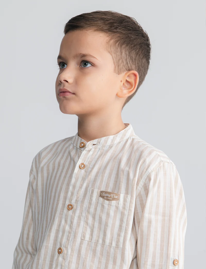 Camicia rigata in cotone con dettagli chic - Righe