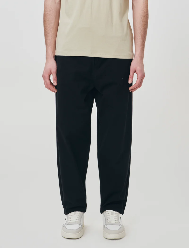 Pantalone Jogger Carrot Fit Con Tasche - Nero