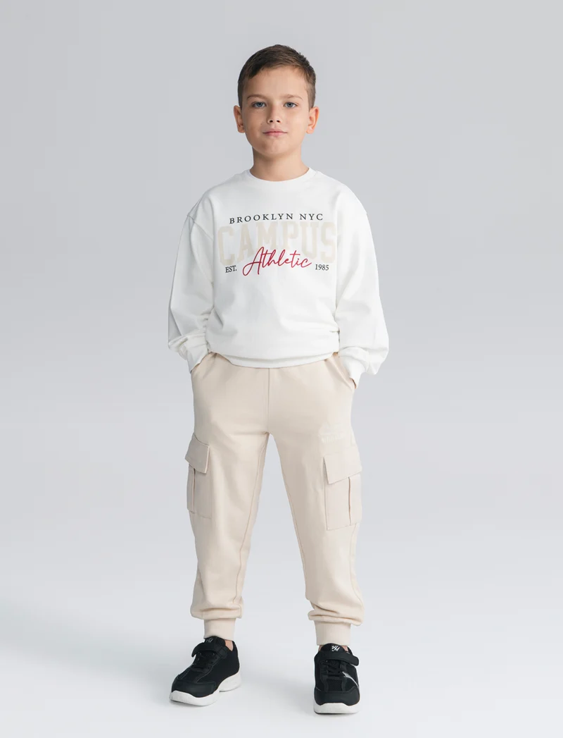 Felpa basic in cotone con stampa sportiva - Bianco latte