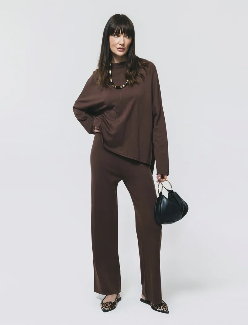 Pullover Mezzo Collo con Spacchi Fianchi - Marrone