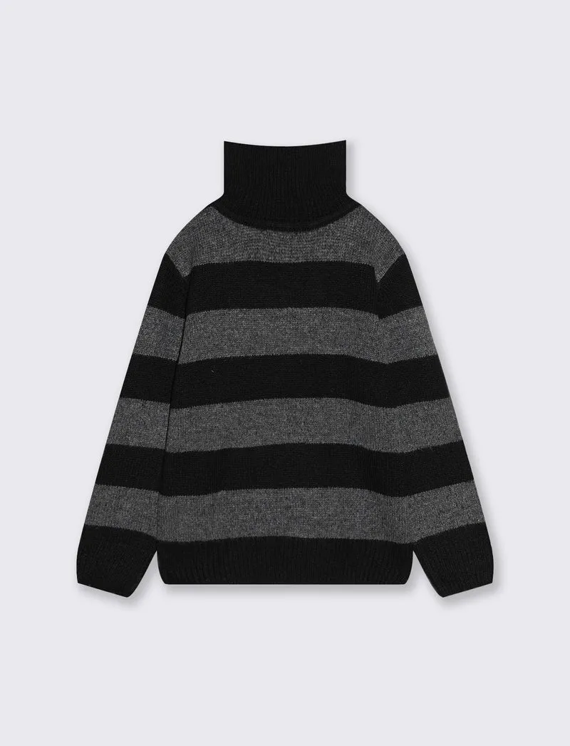 Maglia collo alto a righe. - Nero