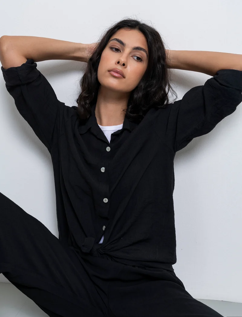 Camicia con nodo al fondo per donna - Nero