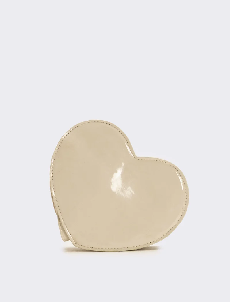 Tracolla a cuore in vernice - Beige