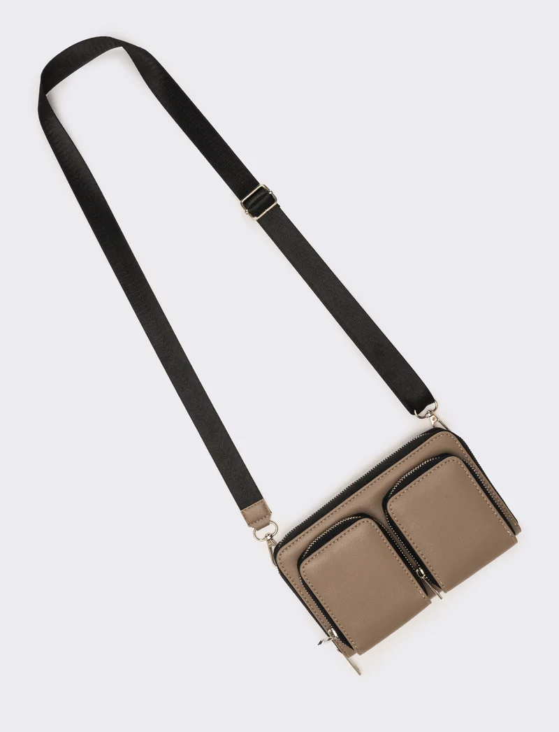 Tracolla uomo con tasche - Beige
