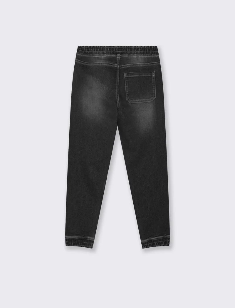 Jogging in denim. - Nero