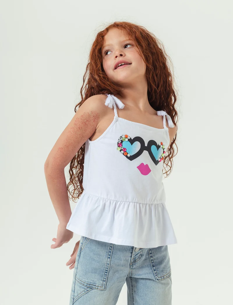 Top in jersey con stampa e pietre da bambina - Bianco