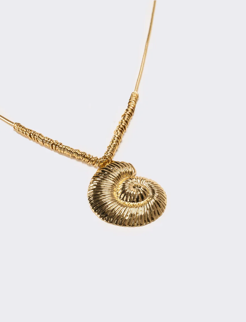 Collana donna con conchiglia - Oro