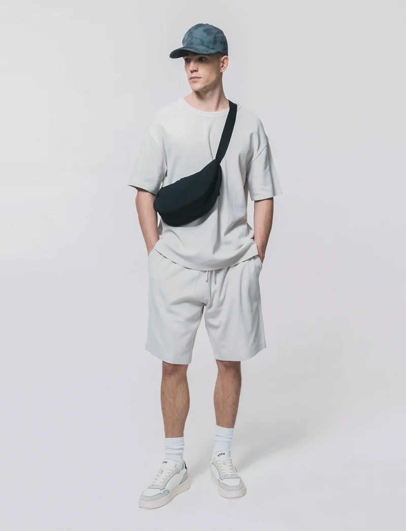T-shirt girocollo in cotone a coste - Grigio ghiaccio