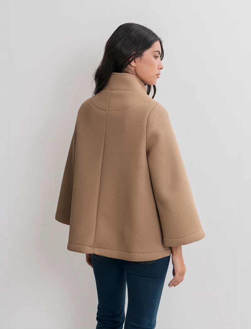 CAPPOTTINO CON MANICHE A CAMPANA - Cammello