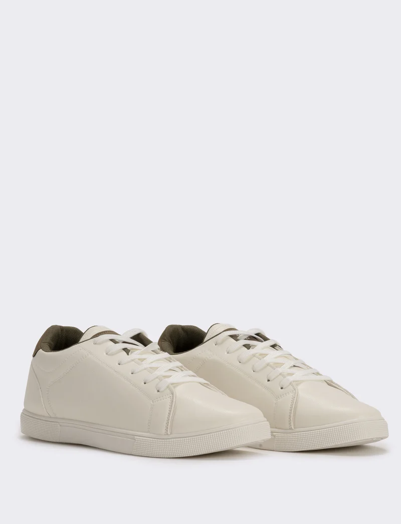Sneakers bianche con dettaglio verde - Bianco