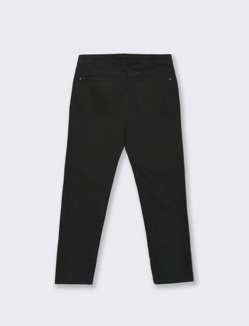 Pantaloni Slim Fit 5 Tasche Effetto Slavato - Nero