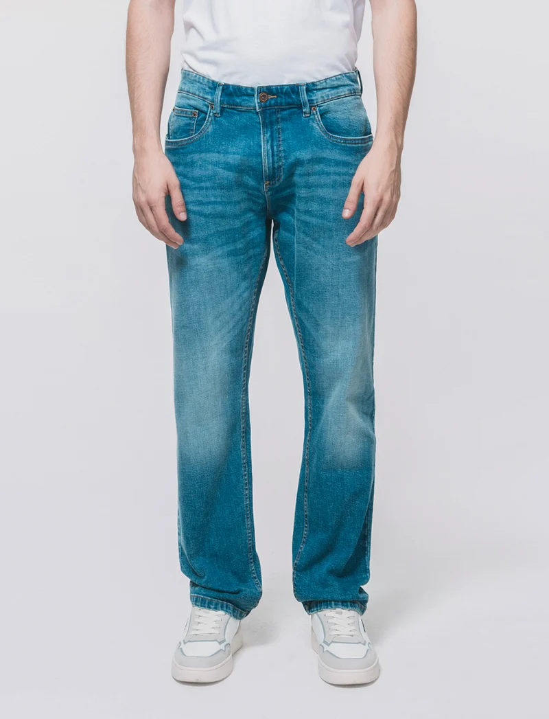 Jeans regular fit blu medio effetto slavato - Denim