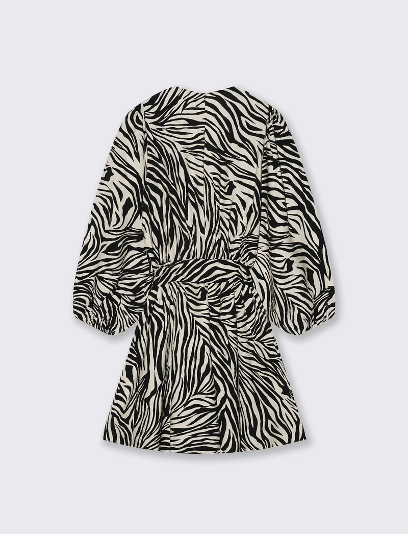 Vestito corto con scollo a V e fusciacca - var 2
