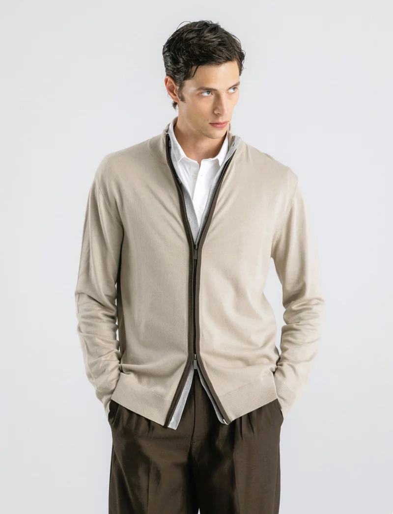 MAGLIA CARDIGAN CON BOTTONI E CERNIERA - Beige
