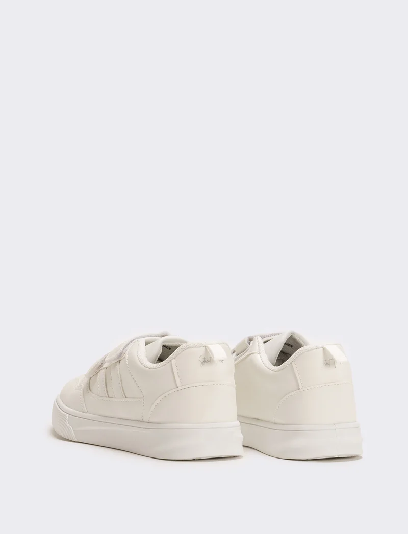 Sneakers da bambino con strappi - Bianco