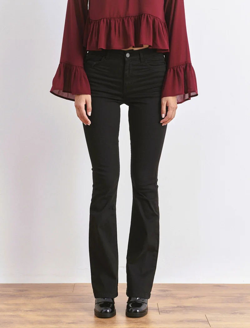 JEANS BOOTCUT VITA REGOLARE - Nero