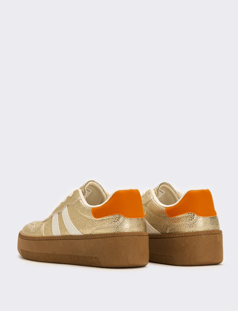Sneakers con riporti a contrasto da donna - Oro