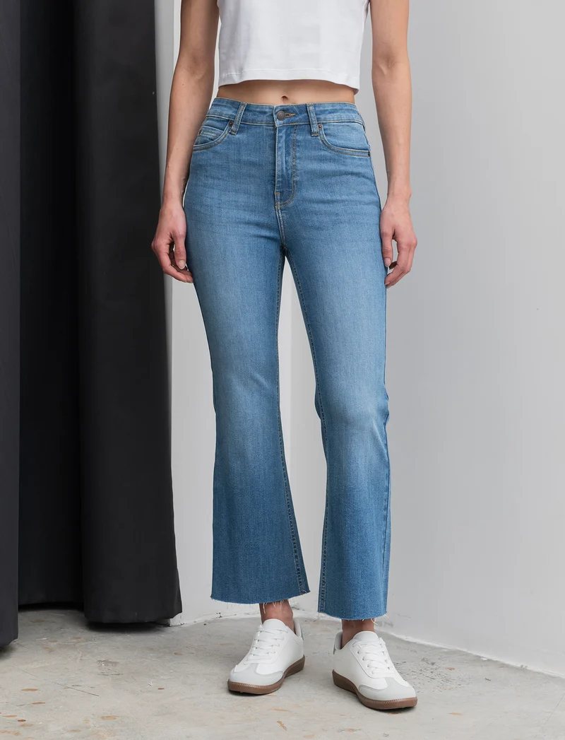 JEANS CROPPED FLARE - Denim