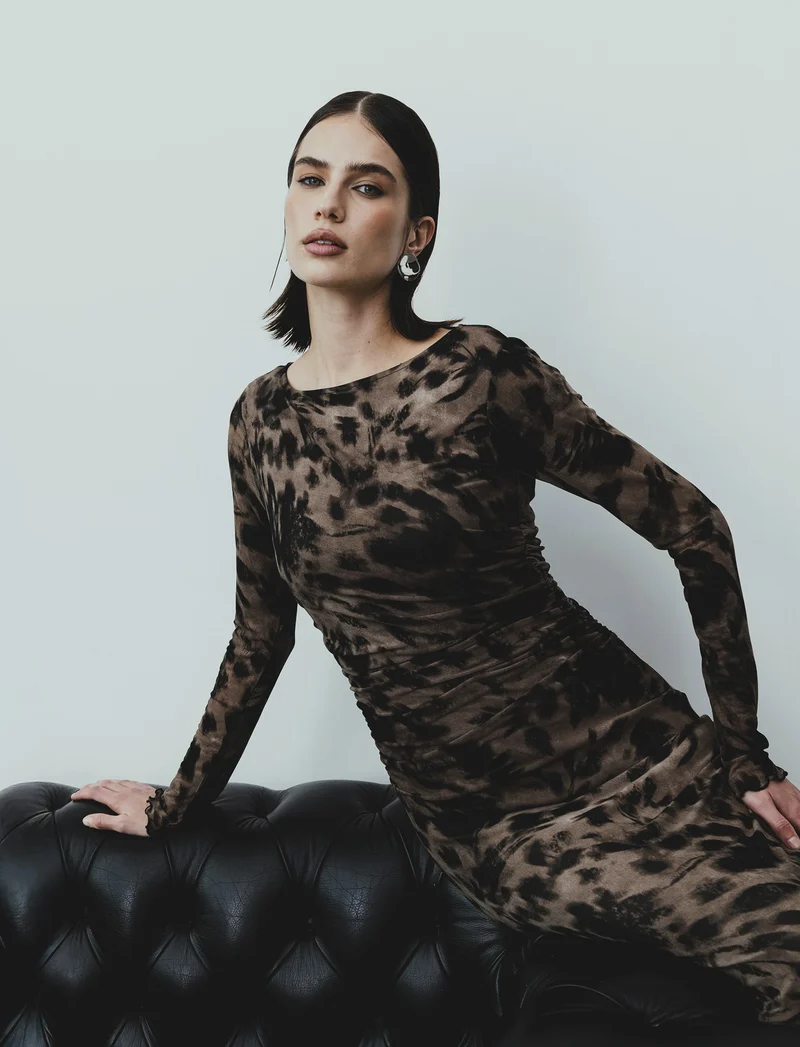 VESTITO LUNGO CON ARRICCIO - var 1