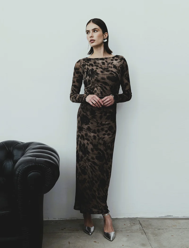 VESTITO LUNGO CON ARRICCIO - var 1