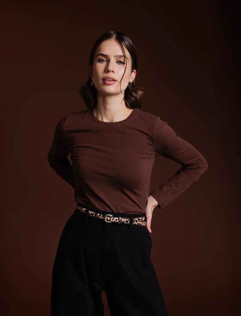 T-SHIRT BASICA - Marrone cioccolato