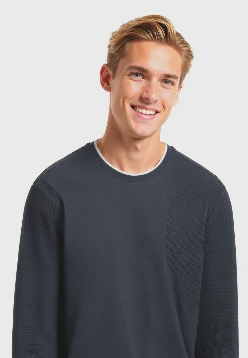 T-SHIRT CON ORLI A CONTRASTO - Avion