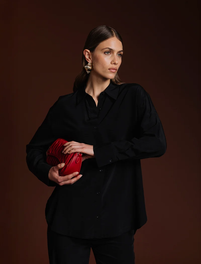 CAMICIA CON DOPPIO BOTTONE AL POLSO - Nero