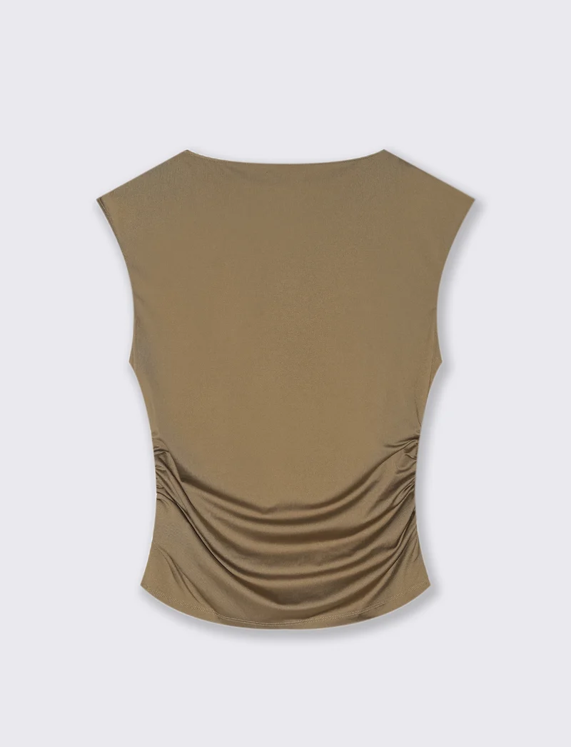T-SHIRT CON SCOLLO A BARCA - Kaky 1