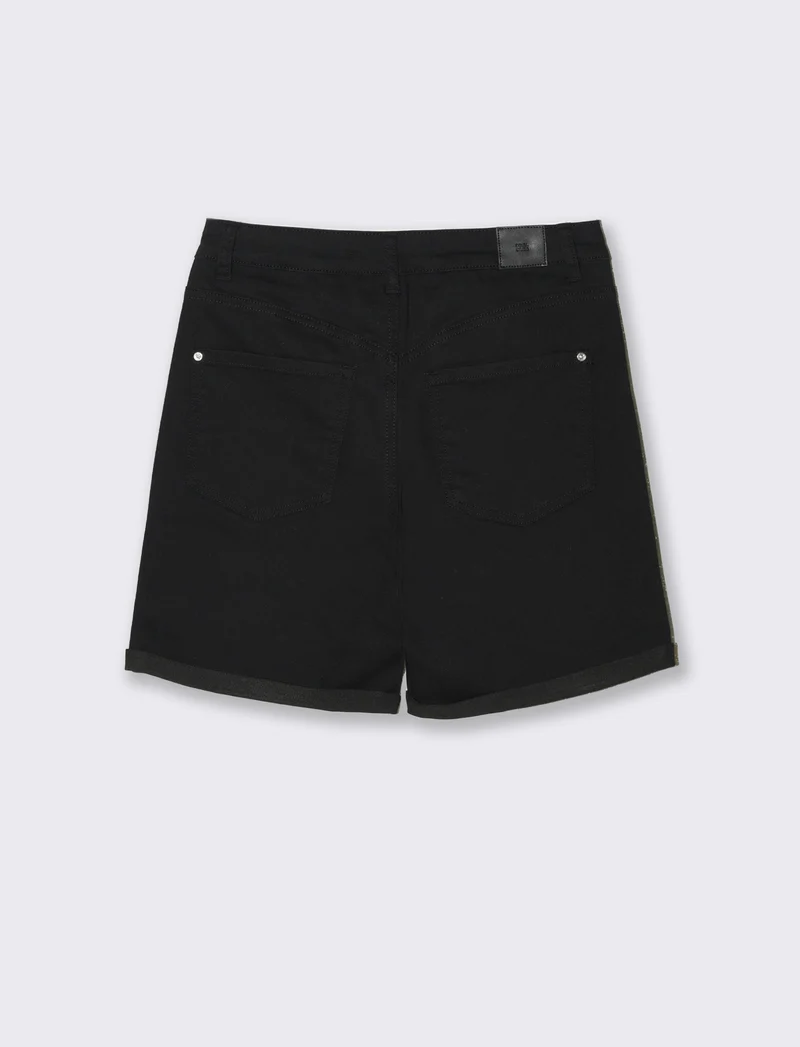Bermuda in denim da donna - Nero