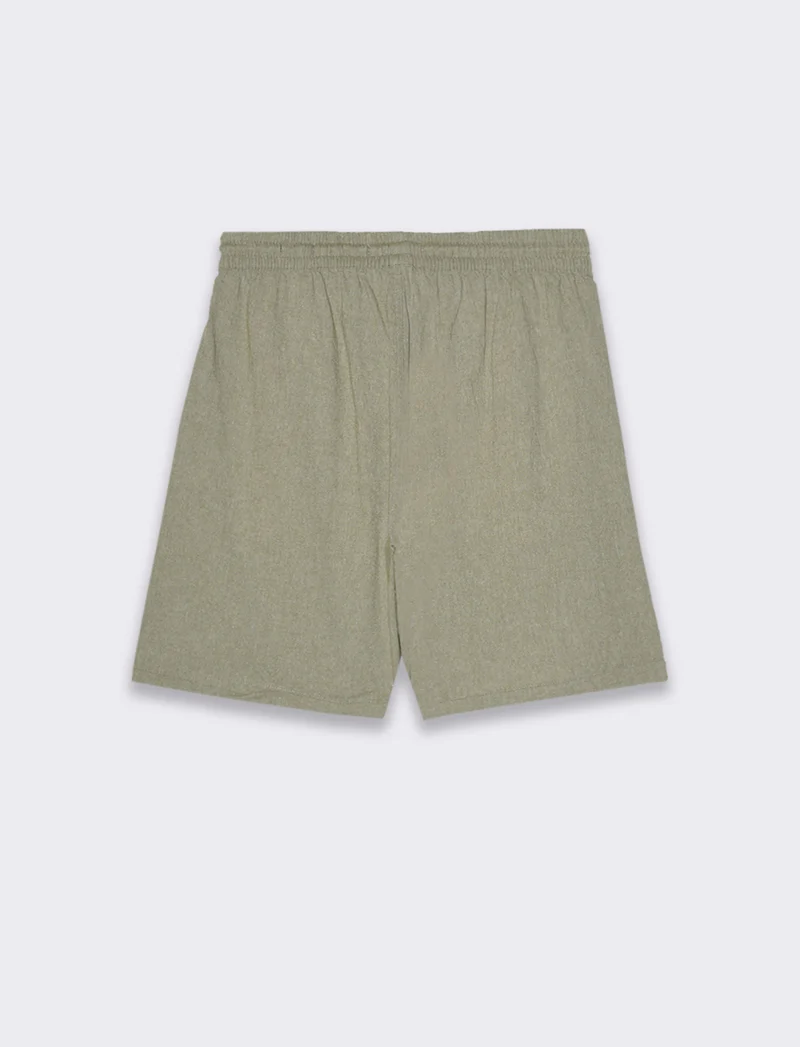 Bermuda jogger tessuto goffrato da uomo - Verde oliva