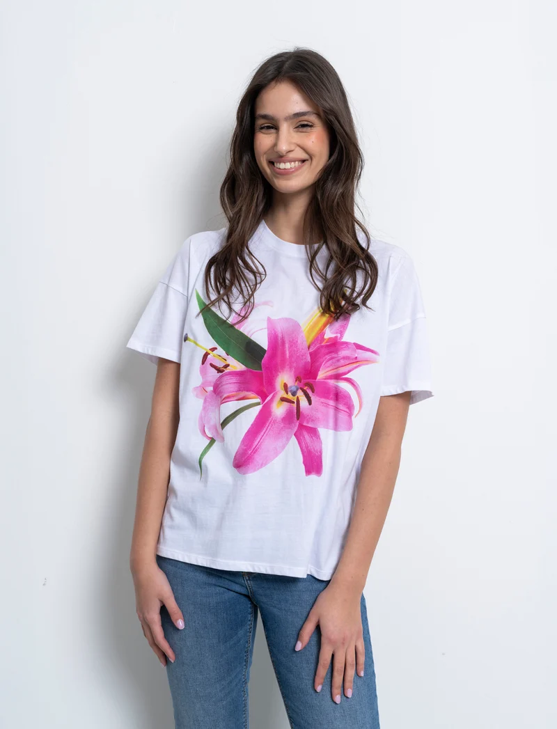 T-shirt con stampa da donna - var 1