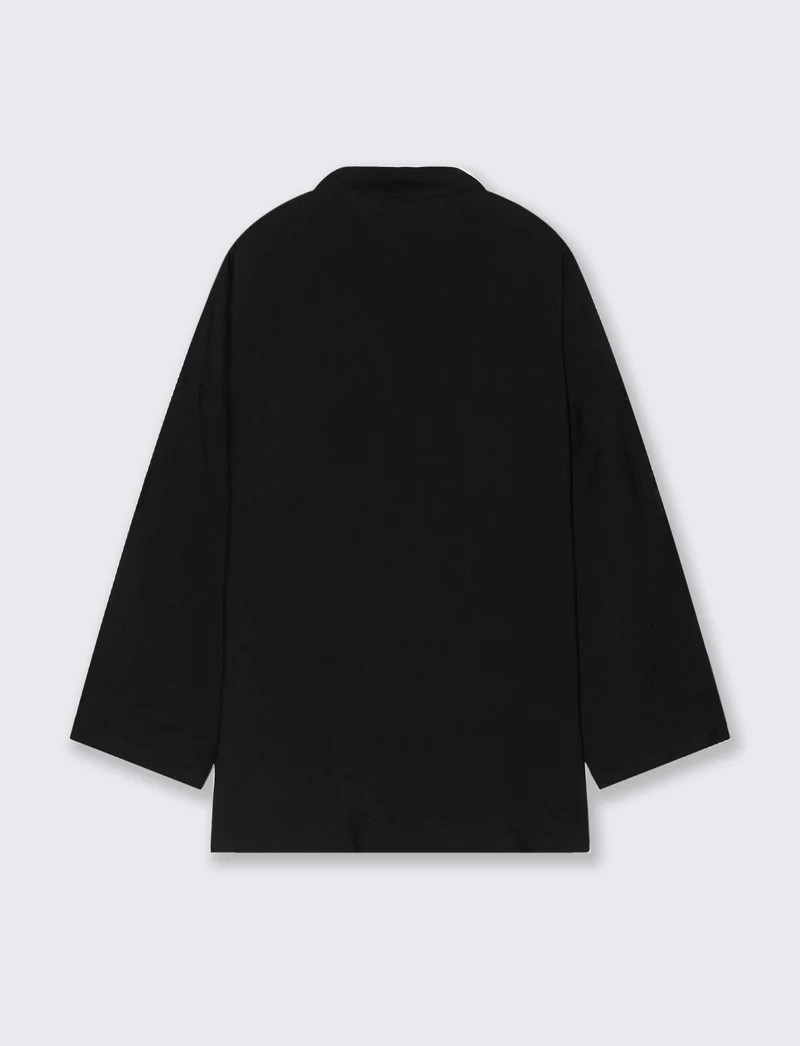 Camicia con tasche sul petto da donna - Nero