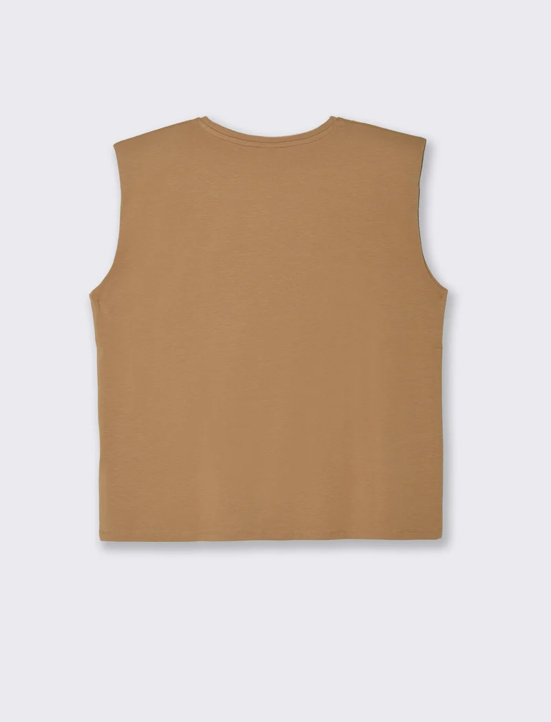 T-shirt con spalline da donna - Caramello