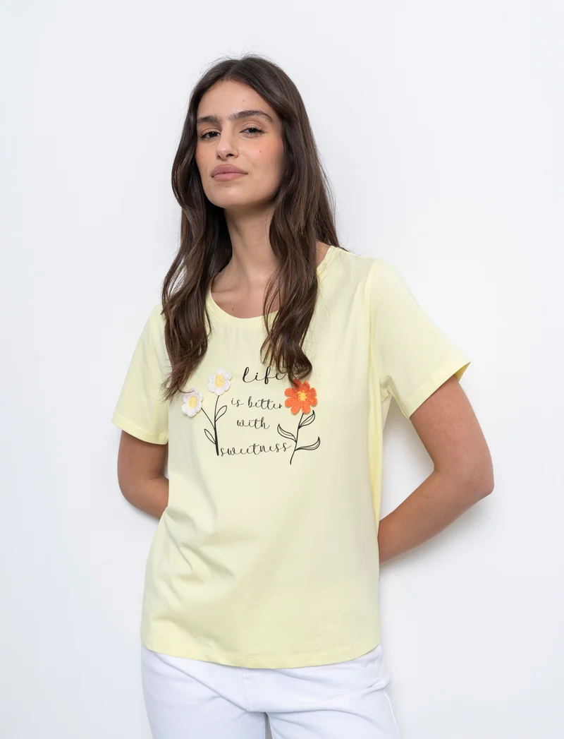 T-shirt con stampa e applicazioni da donna - var 3