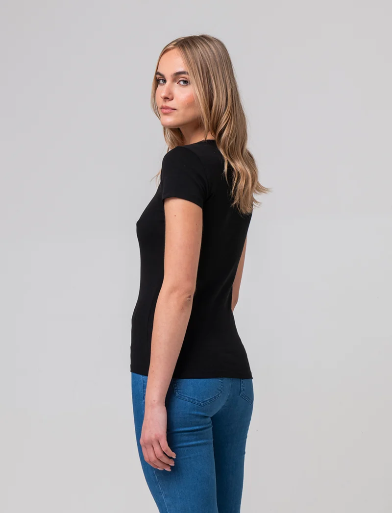 T-shirt con intreccio sul collo da donna - Nero