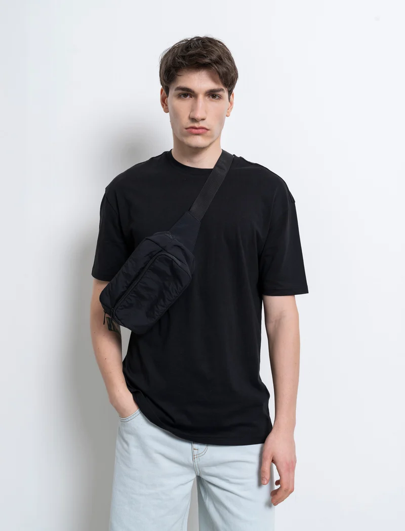 T-shirt basic in cotone boxy fit da uomo - Nero